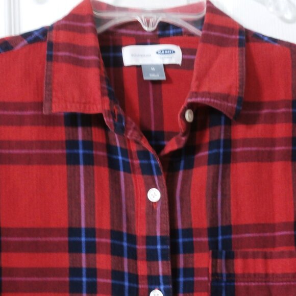 OLD NAVY BOYFRIEND Womens RED Medium Plaid Long Sleeve Button Down Flannel Shirt - Picture 2 of 5